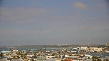 Weather camera view of DiamondHead & GullWing Beach Resorts.