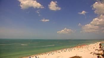 Weather camera view of DiamondHead & GullWing Beach Resorts.