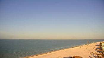 Weather camera view of DiamondHead & GullWing Beach Resorts.