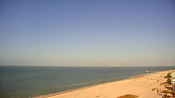 Weather camera view of DiamondHead & GullWing Beach Resorts.