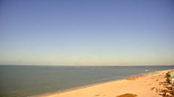 Weather camera view of DiamondHead & GullWing Beach Resorts.