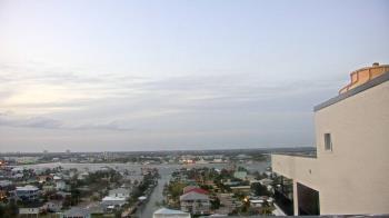 Weather camera view of DiamondHead & GullWing Beach Resorts.