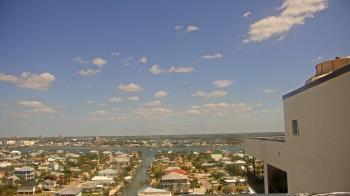 Weather camera view of DiamondHead & GullWing Beach Resorts.