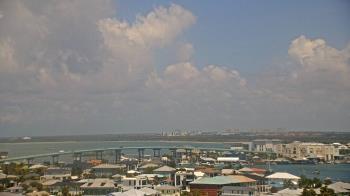 Weather camera view of DiamondHead & GullWing Beach Resorts.