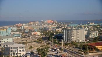Weather camera view of DiamondHead & GullWing Beach Resorts.