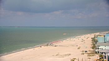 Weather camera view of DiamondHead & GullWing Beach Resorts.
