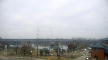 Weather camera view of Miss Lauras.