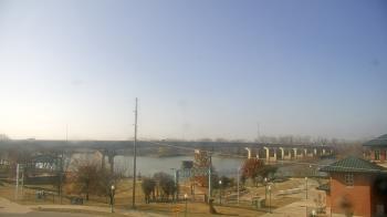 Weather camera view of Miss Lauras.