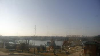 Weather camera view of Miss Lauras.