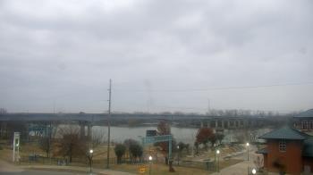 Weather camera view of Miss Lauras.