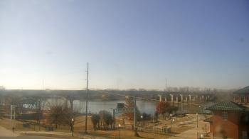 Weather camera view of Miss Lauras.