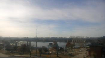 Weather camera view of Miss Lauras.