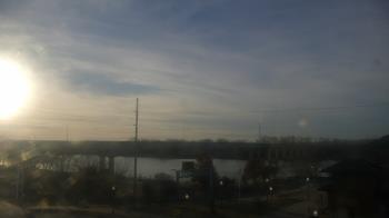 Weather camera view of Miss Lauras.