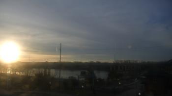 Weather camera view of Miss Lauras.