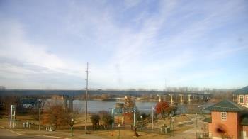 Weather camera view of Miss Lauras.