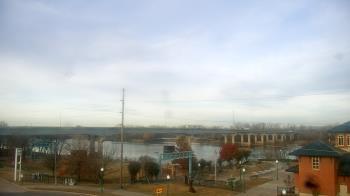 Weather camera view of Miss Lauras.