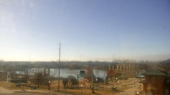 Weather camera view of Miss Lauras.