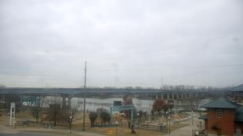 Weather camera view of Miss Lauras.