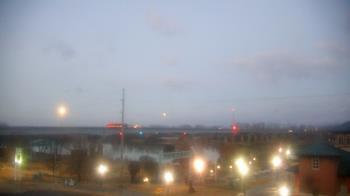 Weather camera view of Miss Lauras.