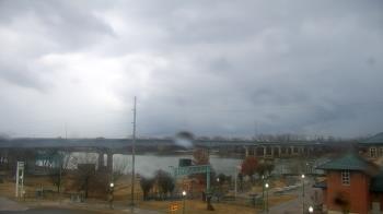 Weather camera view of Miss Lauras.