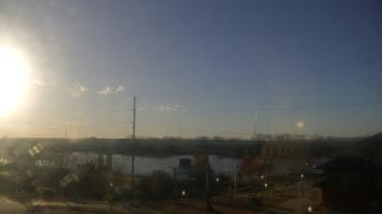 Weather camera view of Miss Lauras.