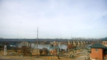 Weather camera view of Miss Lauras.