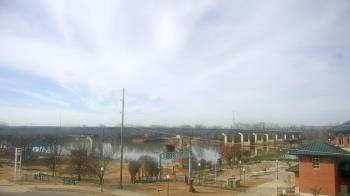 Weather camera view of Miss Lauras.