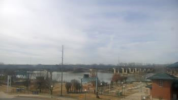 Weather camera view of Miss Lauras.