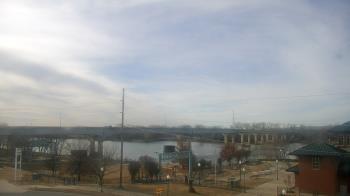 Weather camera view of Miss Lauras.