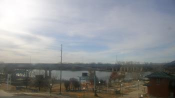 Weather camera view of Miss Lauras.