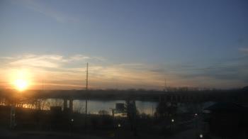 Weather camera view of Miss Lauras.