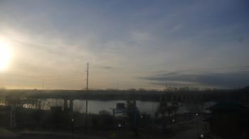 Weather camera view of Miss Lauras.