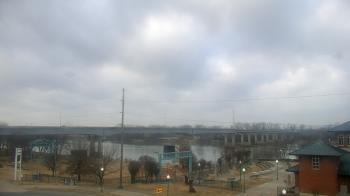 Weather camera view of Miss Lauras.