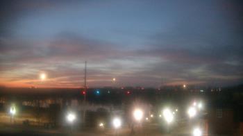 Weather camera view of Miss Lauras.