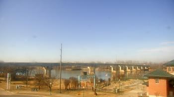 Weather camera view of Miss Lauras.