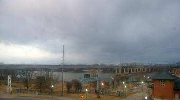 Weather camera view of Miss Lauras.