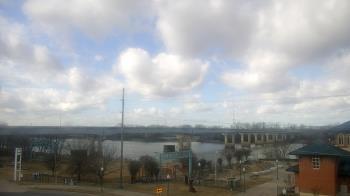 Weather camera view of Miss Lauras.