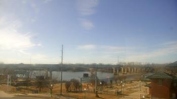 Weather camera view of Miss Lauras.