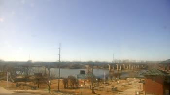 Weather camera view of Miss Lauras.