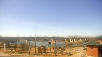 Weather camera view of Miss Lauras.