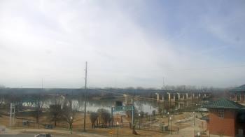 Weather camera view of Miss Lauras.