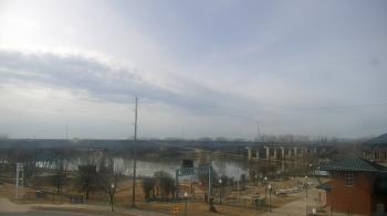 Weather camera view of Miss Lauras.