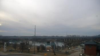 Weather camera view of Miss Lauras.