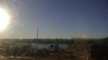 Weather camera view of Miss Lauras.