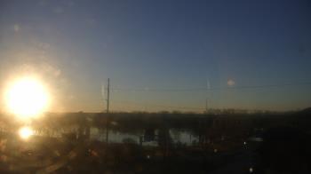 Weather camera view of Miss Lauras.