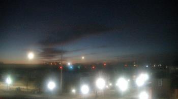 Weather camera view of Miss Lauras.