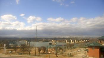 Weather camera view of Miss Lauras.