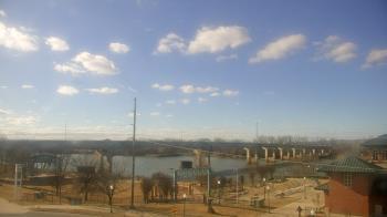 Weather camera view of Miss Lauras.