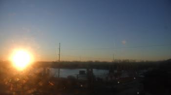 Weather camera view of Miss Lauras.