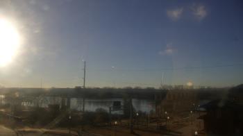 Weather camera view of Miss Lauras.